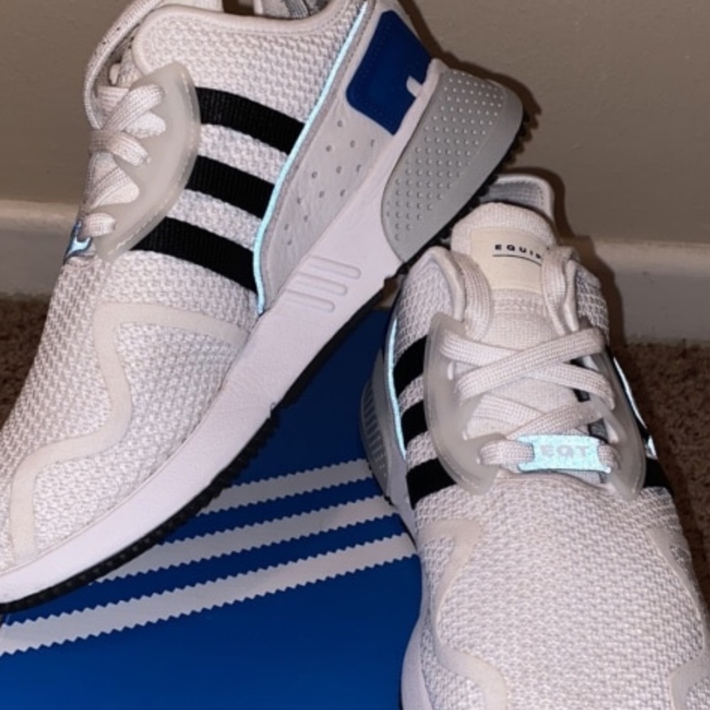 Adidas EQT Men’s size 8